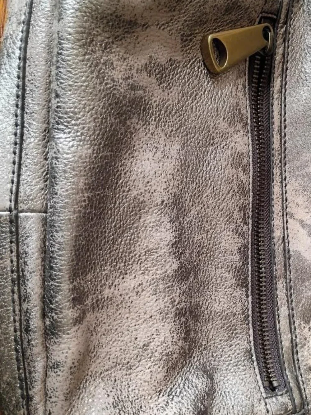 FOSSIL EXPLORER MEDIUM CROSSBODY TRIPLE ZIPPER GOLD TAN CROSSBODY LEATHER BAG